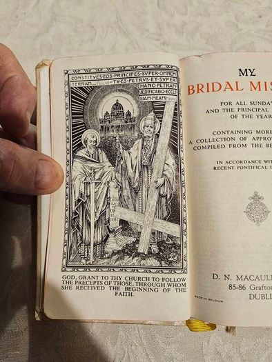 Vintage Mother Of Pearl 1950's Catholic Bridal Prayer Book. In GOOD CONDITION.  SEE PHOTOS FOR SAME.