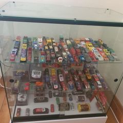 model car collection with display unit