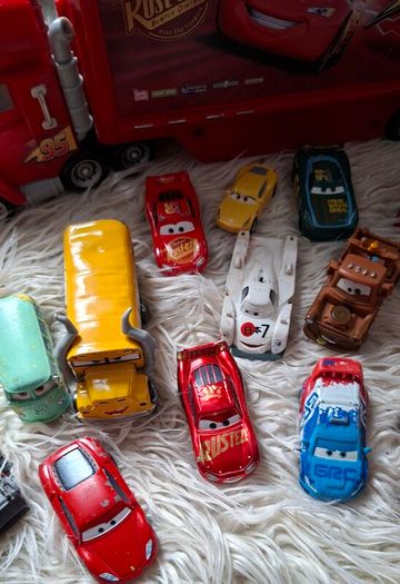 Disney Pixar Cars Lighting McQueen