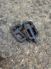 bike pedals