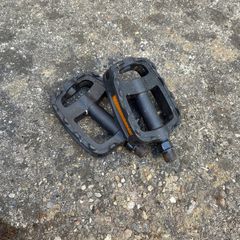 bike pedals