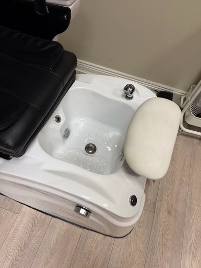 Spa pedicure chair and Electric salon bed