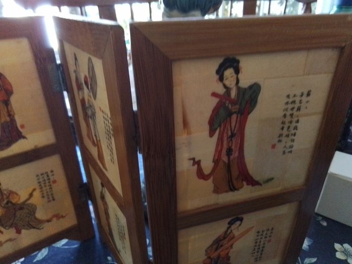 Chinese Table Screen