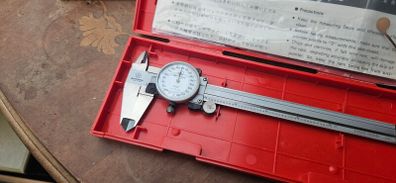 Mitutoyo 6" dial caliper