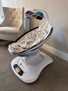 4moms Mamaroo smart swing