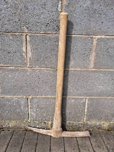 Pick Axe