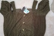 New girls top size 8-9 years