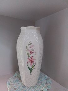Beleek Country Trellis Vase