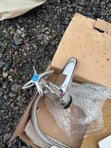 Single Avanti 1/2" Basin Tap