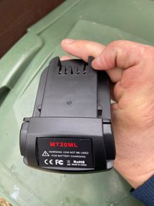 Milwaukee adapter for makita battery