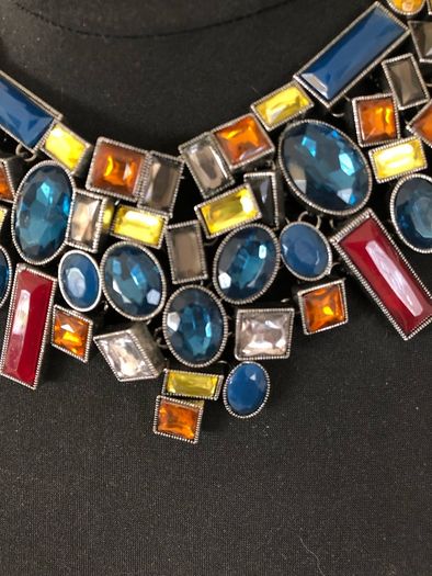 statement necklace