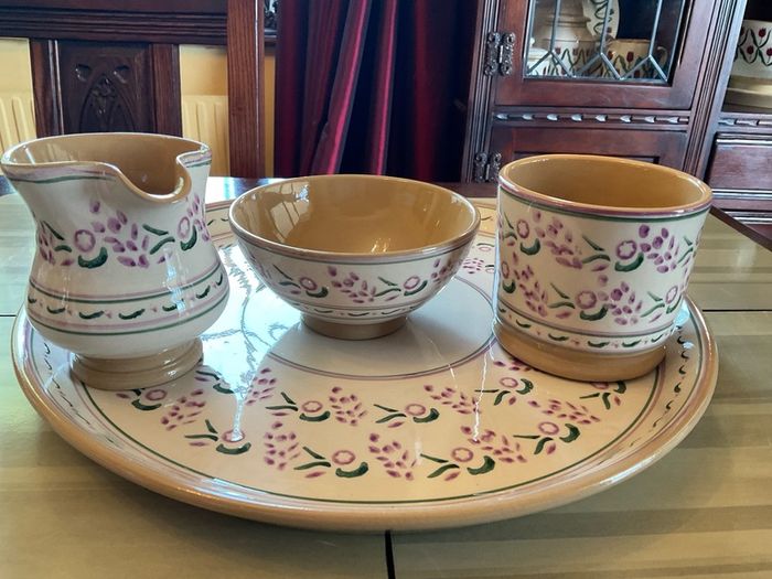 Nicholas Mosse REDUCED.  new lavender 4 piece set . Round platter , large mug , creamer and sugar bowl