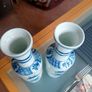 A pair of oriental vases Image 3