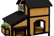 Wooden Cat House with Flower Pot, Windows, Multiple Entrances, Water-Resistant Roof for Outdoor - Yellow