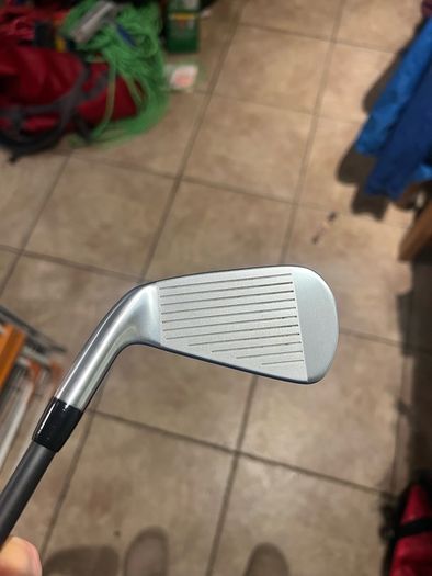 Titleist T250u 2 Iron