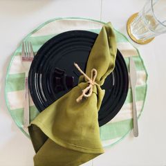 Kitchenware: IKEA Plates, Pyrex Jug, Mugs & Utensils