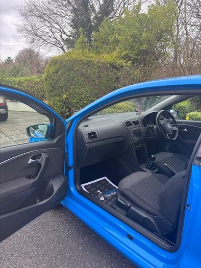 Volkswagen Polo 2015 (New NCT)