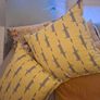 6 cushions great condition Image 2