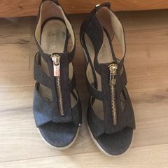 ladies shoes Michael Kors size 38.5/5.5