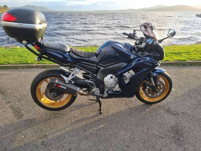 2009 Yamaha fz1. Loads of extras & upgrades