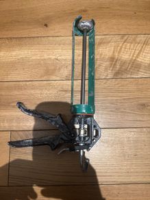 caulk gun