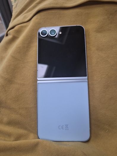 samsung galaxy flip 6 256GB