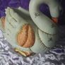 Collectable Lefton swan Image 3