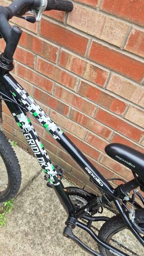 apollo kids bike 24inch wheels