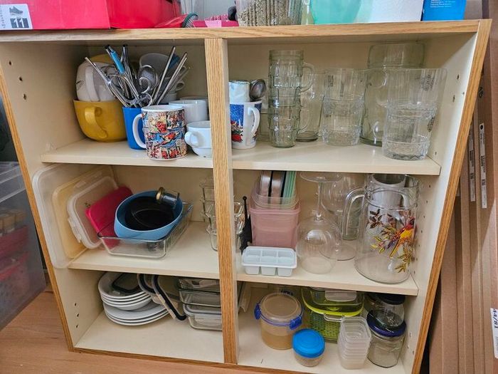 Kitchen wall cabinet free