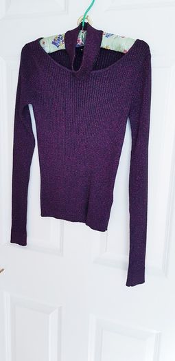 H&M Divided Jumper - Small