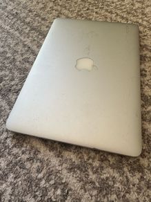 Apple MacBook Pro (Retina, 13-inch, 2014) A1502
