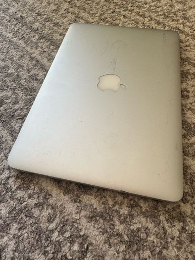 Apple MacBook Pro (Retina, 13-inch, 2014) A1502