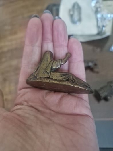 brass figures