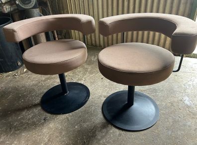 Corner chairs