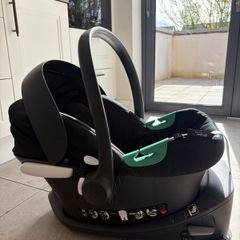Car seat Cybex Aton B2 & Base One (iSize Infant Carrier & Base) - Volcano Black