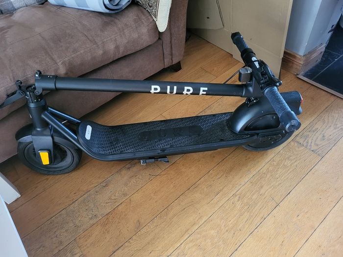 Pure Air 3 Electric scooter, foldable e-scooter