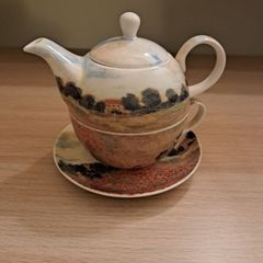 Monet cup and teapot set