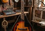 1970's Harmony Mandolin - Like new!