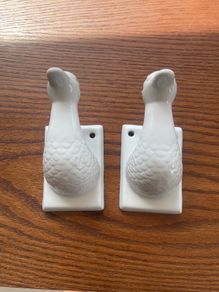 Set of two towel fittings