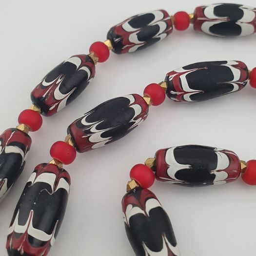 Antique Venetian Style Black Trade & Red Venetian Whiteheart Glass Beads Necklace