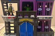 Batman DC Imaginext Batmobile, Gotham City Jail &amp; Figures