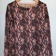 women jumper/top.size BIG 14