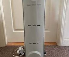 DeLonghi oil filled radiator - excellent condition