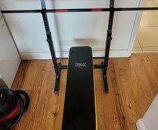 Foldable bench and Barbell