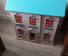 Dolls house