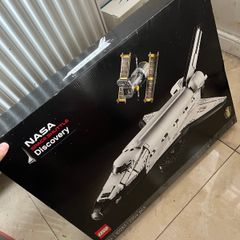 LEGO NASA Space Shuttle Discovery 10283