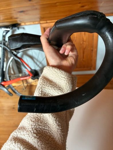 Shimano Carbon Aero Handlebar