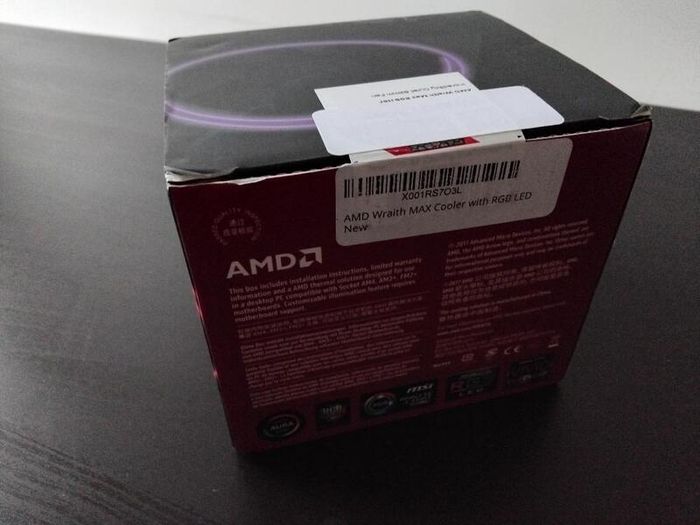 AMD Wraith MAX Cooler & be quiet! Pure Wings 2 140mmFan