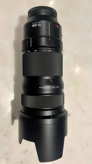 Panasonic Lumix S Pro 70-200 2.8 OIS lens