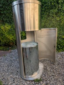 Neatfil  Stainless Steel Stand Gym Wipe  Dispenser+Reusable dry or wet Wipe Bucket